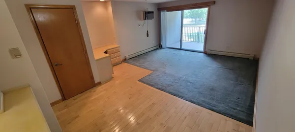 $79,900 | 12922 Nicollet Avenue, Unit 202, Burnsville, MN 55337