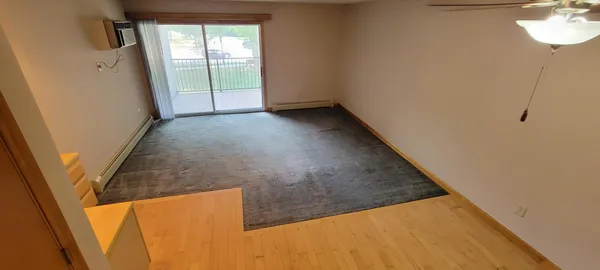 $79,900 | 12922 Nicollet Avenue, Unit 202, Burnsville, MN 55337