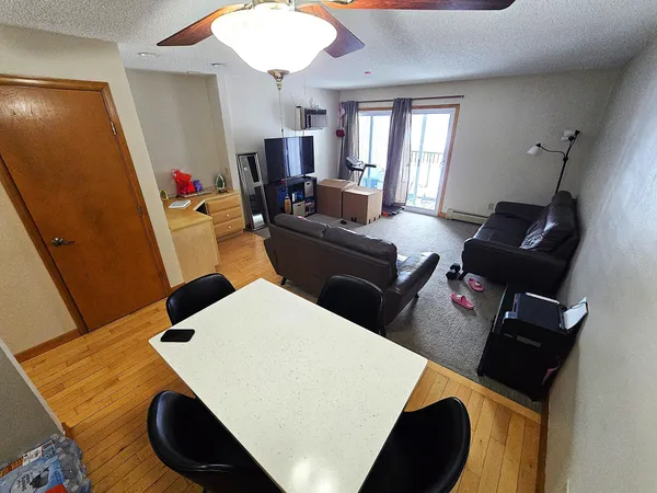 $79,900 | 12922 Nicollet Avenue, Unit 202, Burnsville, MN 55337