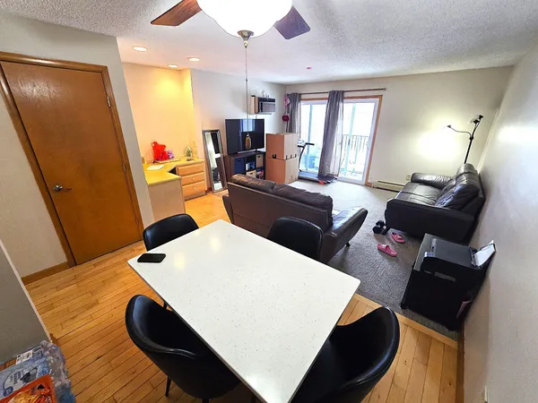 $79,900 | 12922 Nicollet Avenue, Unit 202, Burnsville, MN 55337