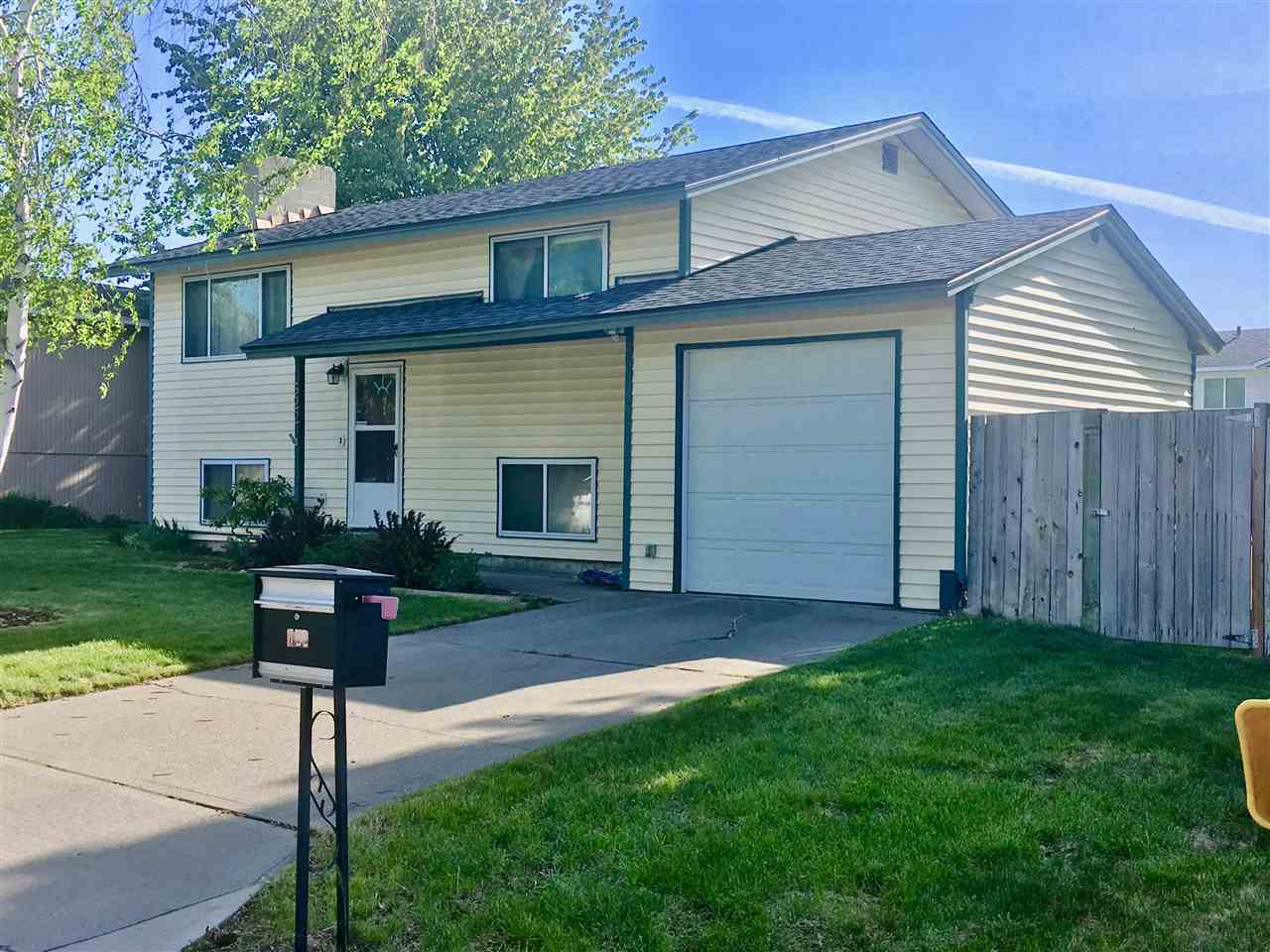 622 North Moore Road Spokane Valley, WA 99037 - Photo 1 of 20