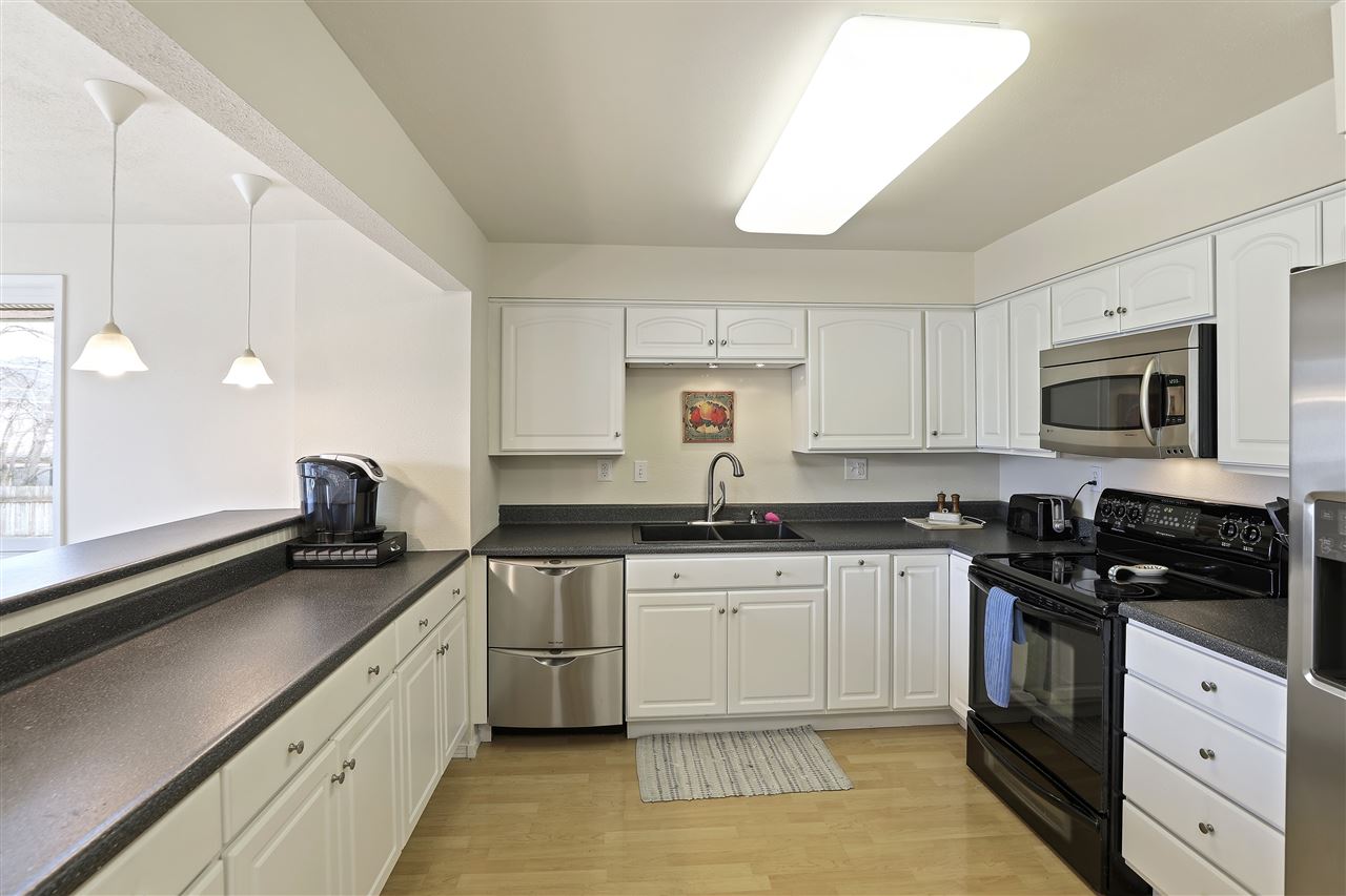 622 North Moore Road Spokane Valley, WA 99037 - Photo 8 of 20