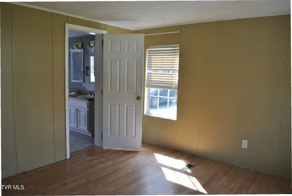 $139,990 | 242 Middle Creek Road, Cedar Bluff, VA 24609