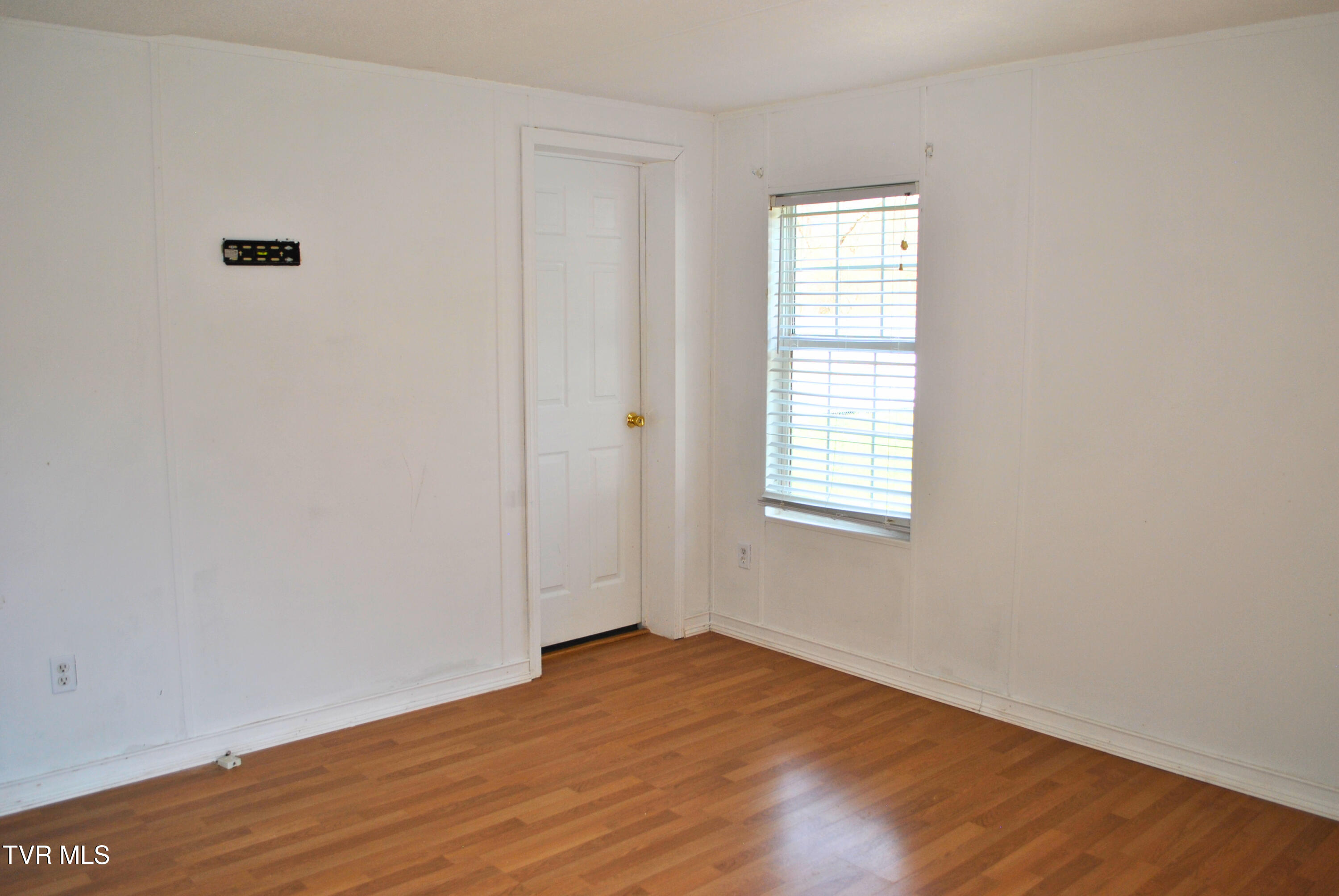 242 Middle Creek Road Cedar Bluff, VA 24609 - Photo 25 of 28 Bedroom-2-1