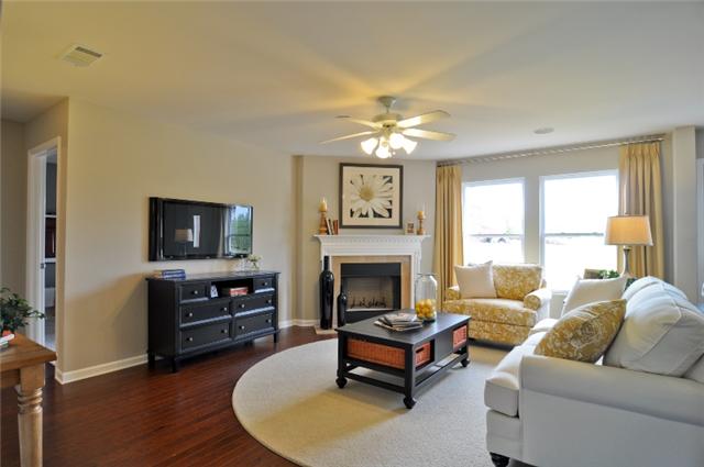1004 Merrick Road Hendersonville, TN 37075 - Photo 4 of 9 Gallery Image 4