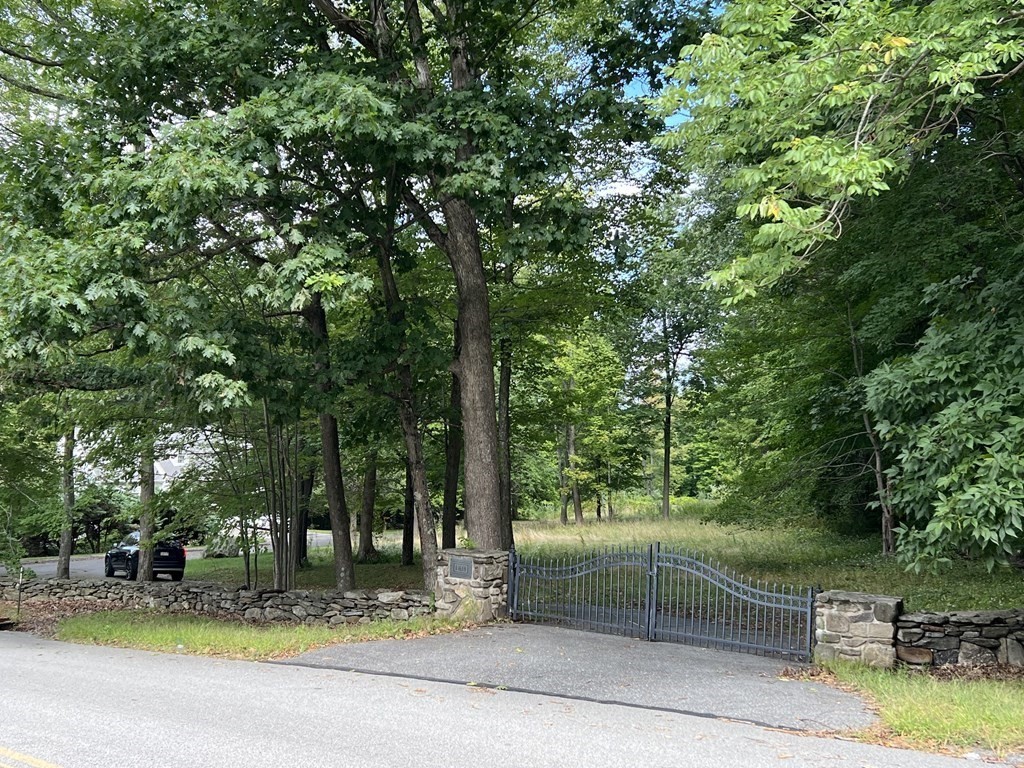 59 Whittemore Road Sturbridge, MA 01566 - Photo 1 of 25 Gallery Image 1
