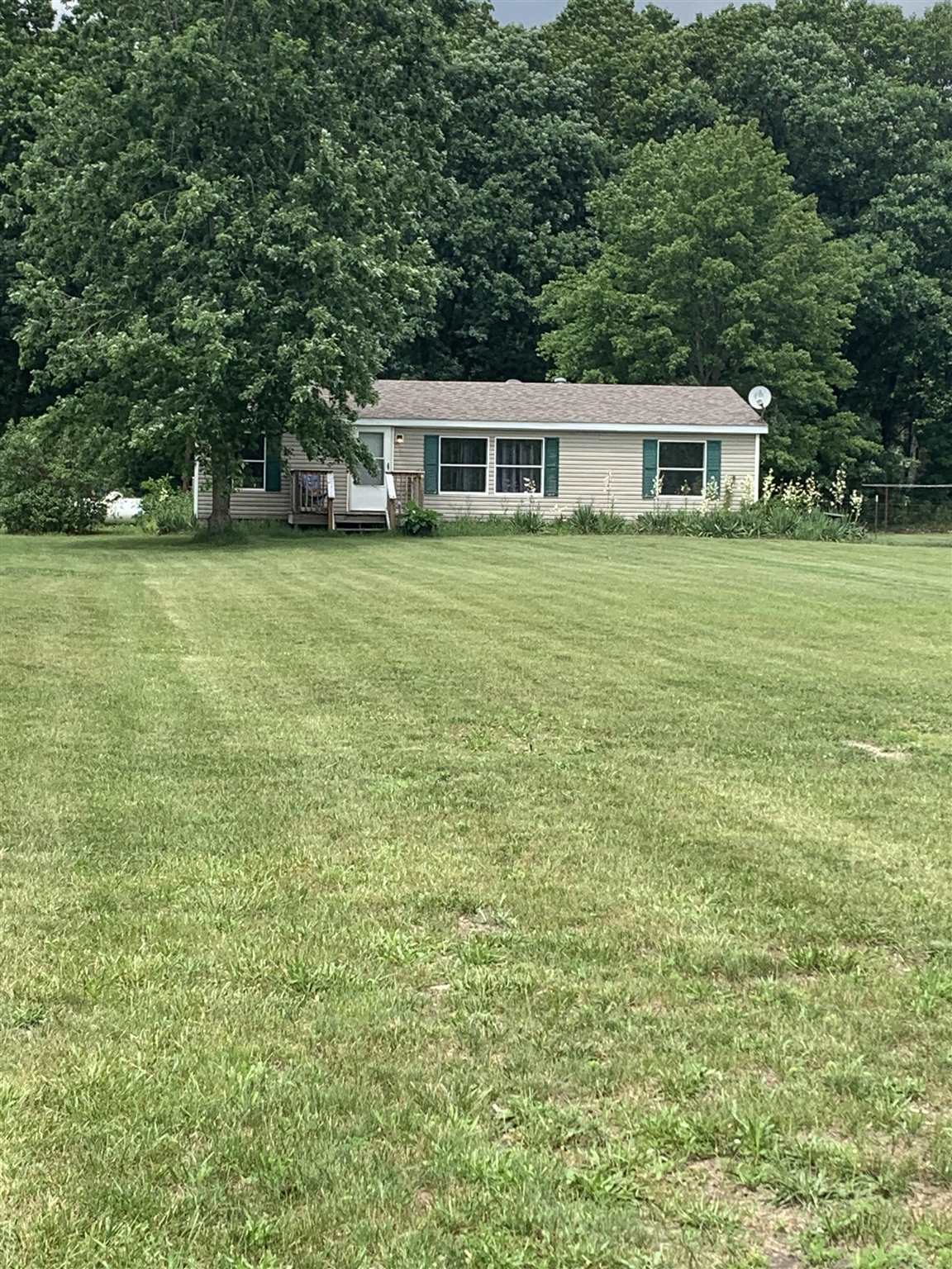 12588 Upas Road Plymouth, IN 46563 - Photo 1 of 23