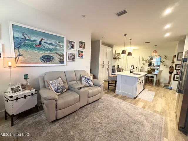 $300,000 | 2501 Bienville Boulevard, Unit 416, Ocean Springs, MS 39564