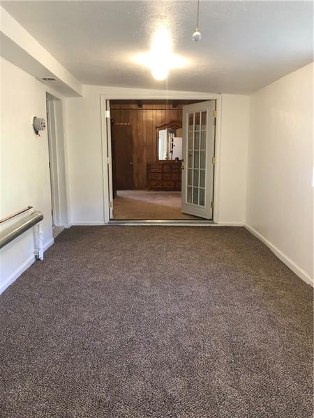 185 Spring Grove Road Pittsburgh, PA 15235 - Photo 13 of 25 Gallery Image 13