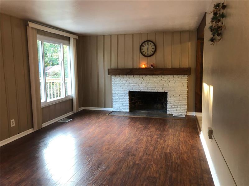 185 Spring Grove Road Pittsburgh, PA 15235 - Photo 5 of 25 Gallery Image 5