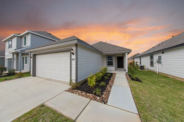 $234,990 | 2517 Hawks Eye Drive, Conroe, TX 77301