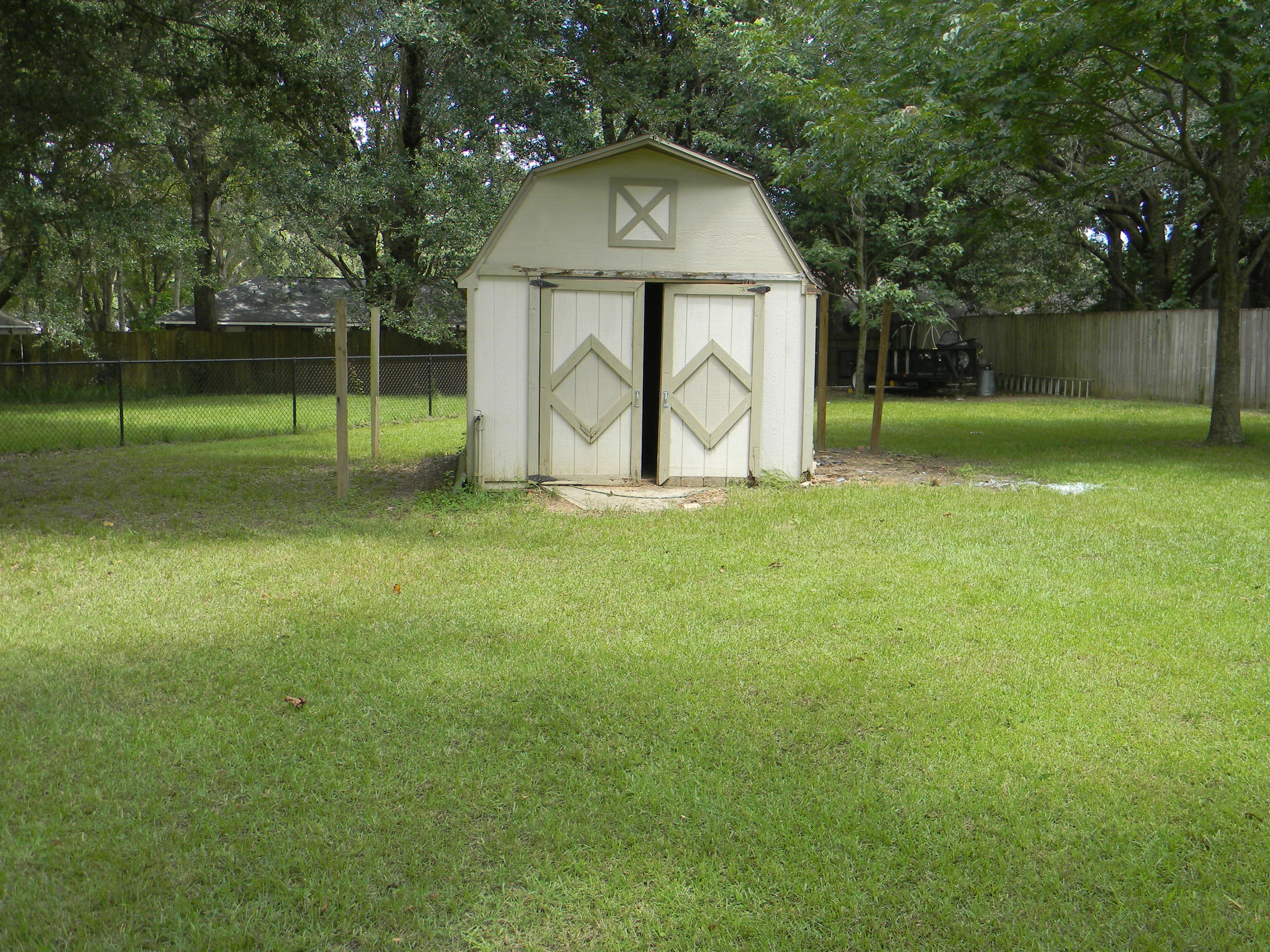 5808 Frances Street Crestview, FL 32539 - Photo 59 of 60 Storage shed backyard
