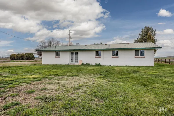 $450,000 | 4484 Community Road, Ontario, OR 97914