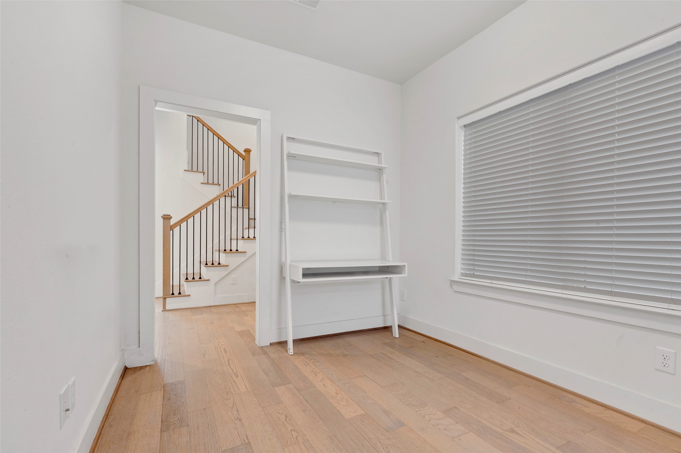 1740 Ojeman Point Lane Houston, TX 77055 - Photo 4 of 20