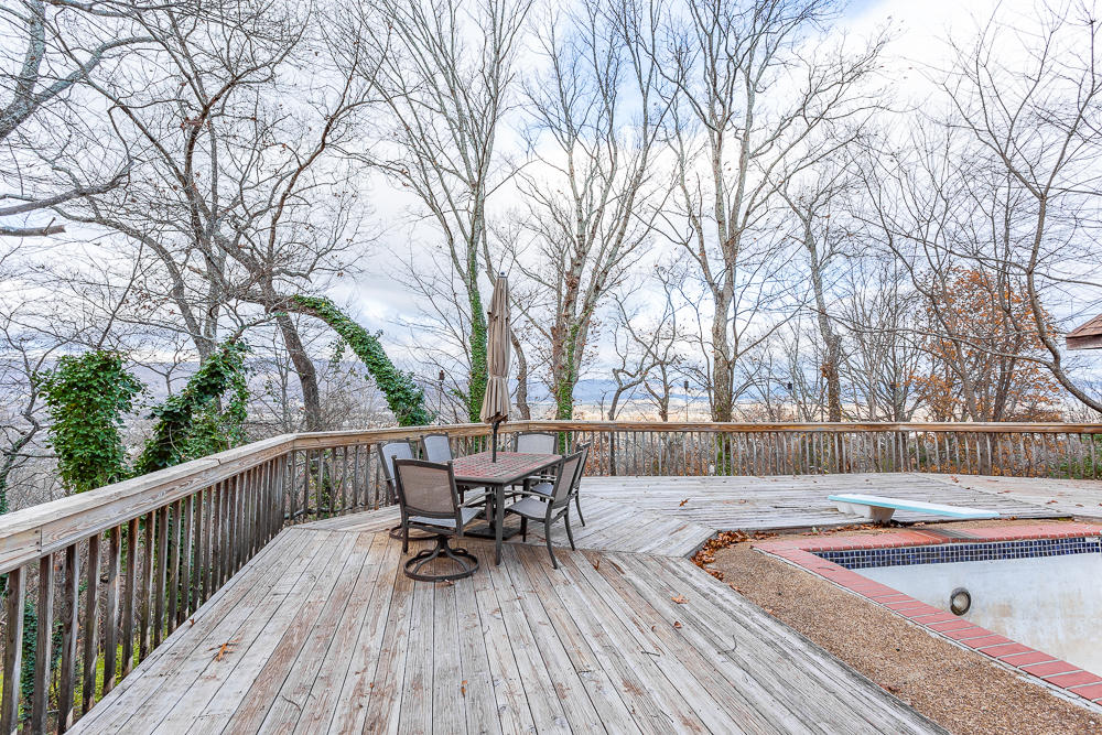 567 South Crest Road Chattanooga, TN 37404 - Photo 50 of 53 567 S Crest HD -14