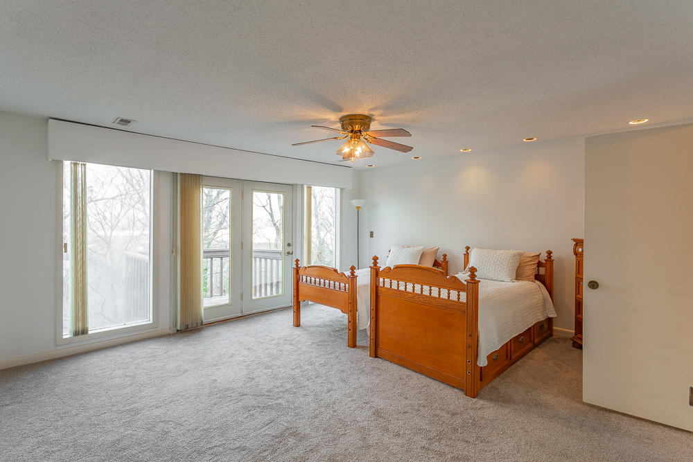 567 South Crest Road Chattanooga, TN 37404 - Photo 10 of 53 567 S Crest HD -39