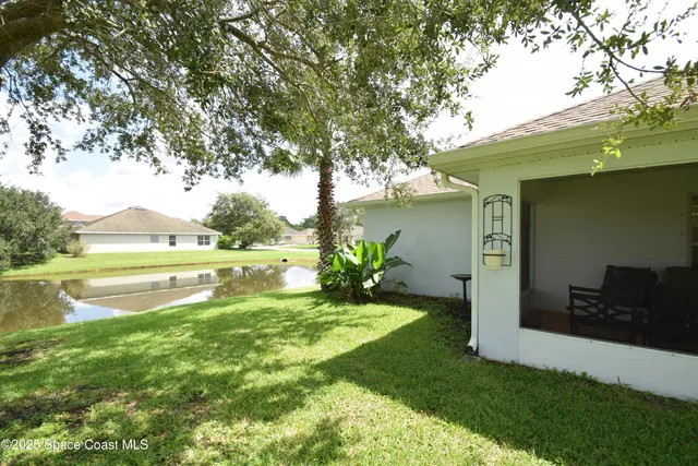 $329,900 | 396 Pasto Circle Southwest, Palm Bay, FL 32908