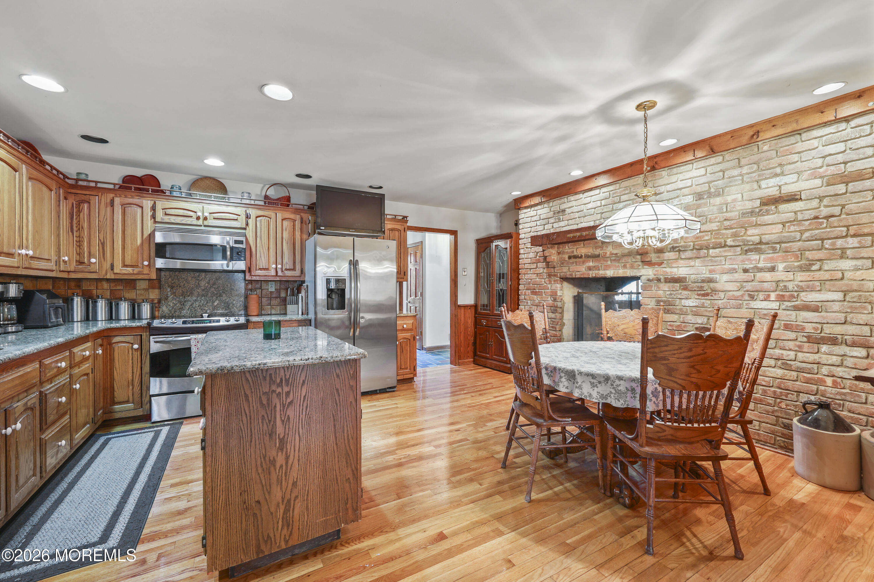 353 East Pleasant Grove Road Jackson, NJ 08527 - Photo 14 of 52 Kitchen