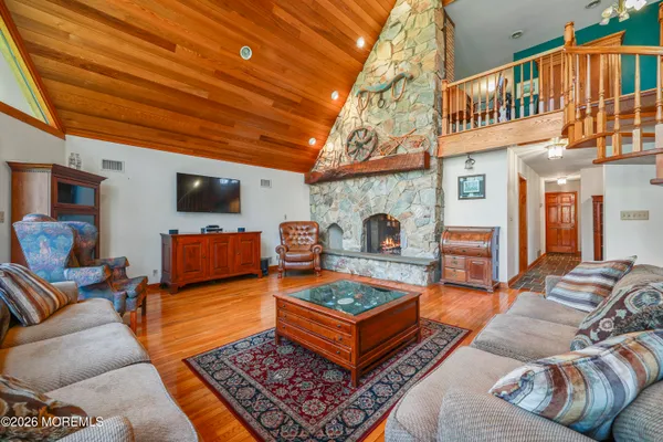 $679,000 | 353 East Pleasant Grove Road, Jackson, NJ 08527
