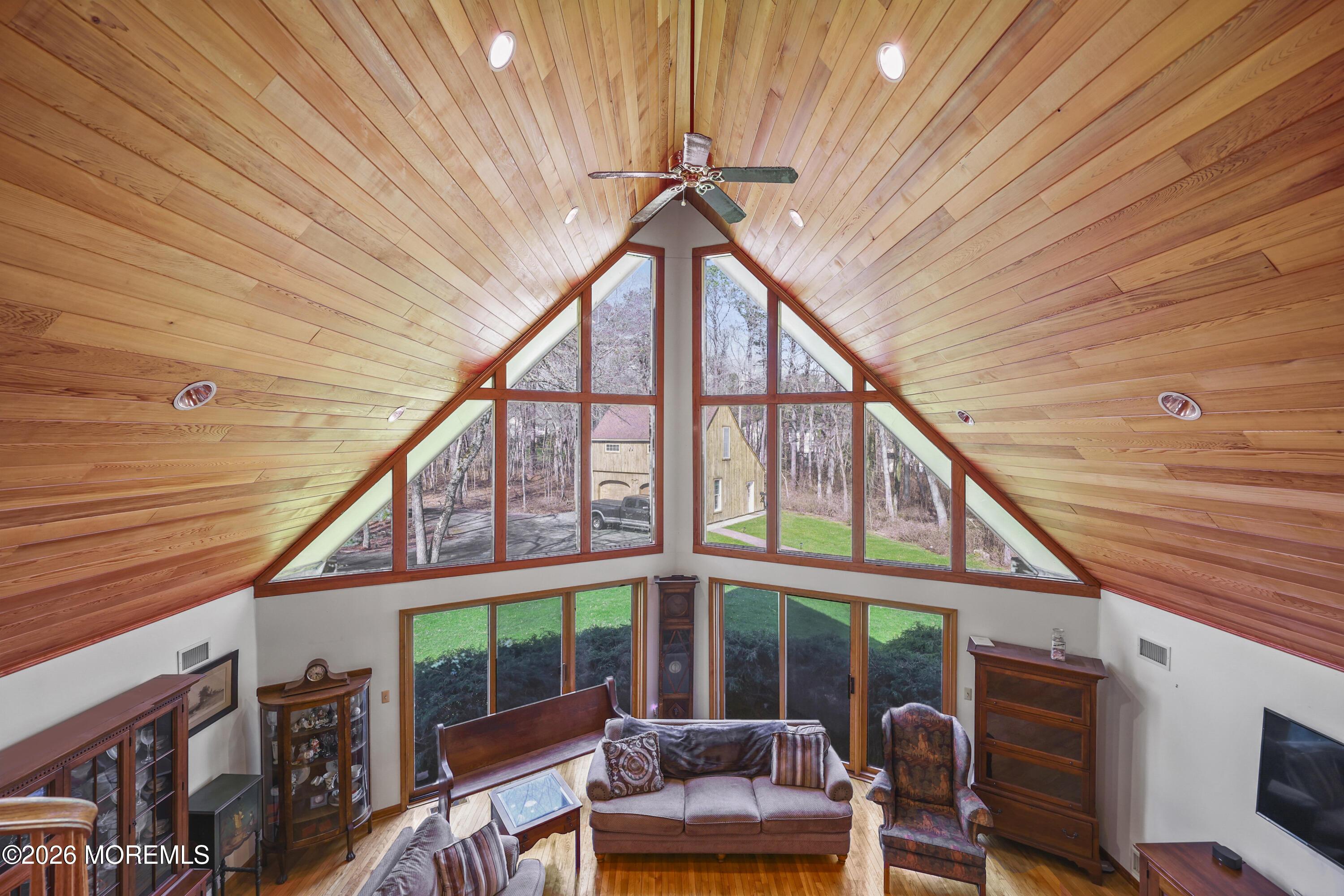 353 East Pleasant Grove Road Jackson, NJ 08527 - Photo 34 of 52 Great Room (From Above)