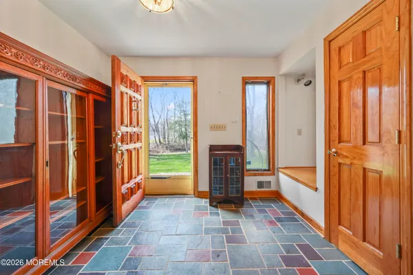 $679,000 | 353 East Pleasant Grove Road, Jackson, NJ 08527