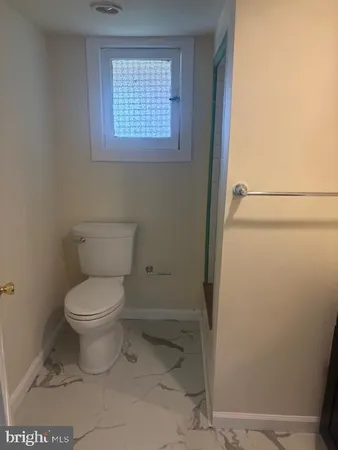 $800 | 2301 B Harlem Avenue, Baltimore, MD 21216