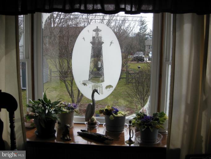305 Red Pump Road Bel Air, MD 21014 - Photo 20 of 30 Stained glass window in Family Rm