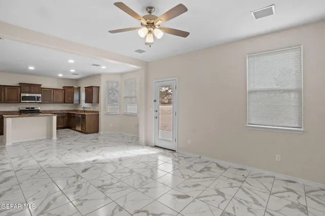 $1,950 | 11506 Summer Drive, Socorro, TX 79927