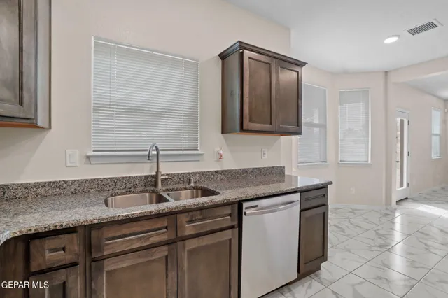 $1,950 | 11506 Summer Drive, Socorro, TX 79927