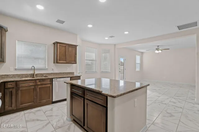 $1,950 | 11506 Summer Drive, Socorro, TX 79927