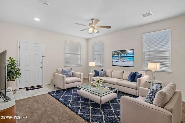 $1,950 | 11506 Summer Drive, Socorro, TX 79927