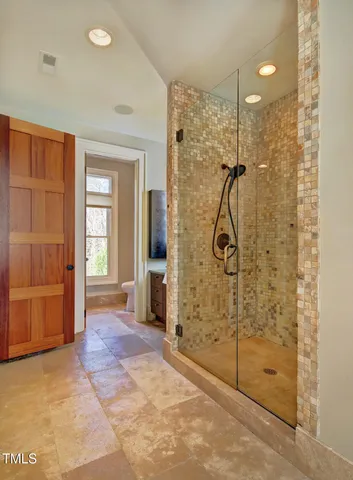 a view of a walk in closet