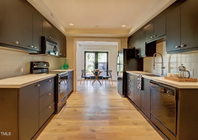 $2,500,000 | 805 Greenwood Road, Chapel Hill, NC 27514