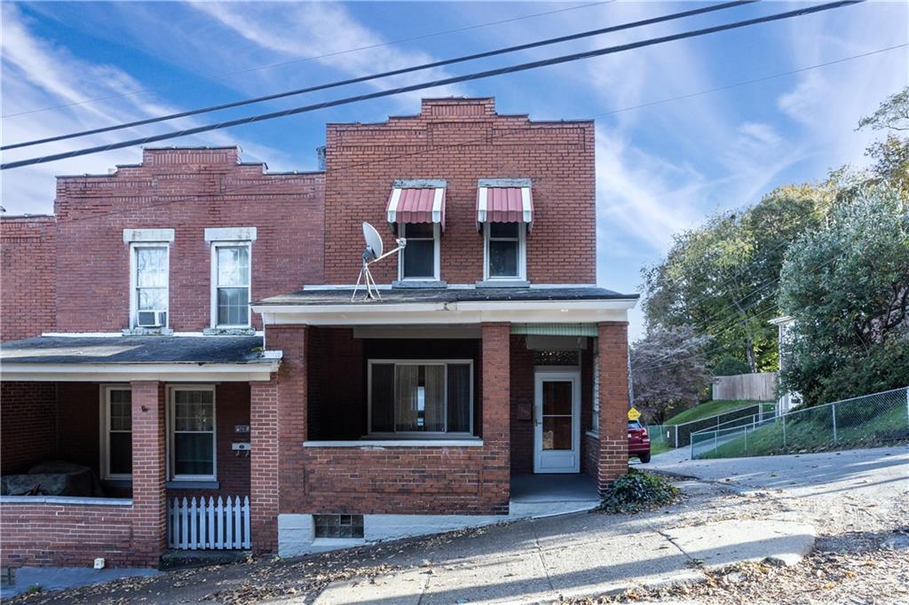 1115 Wayne Avenue McKees Rocks, PA 15136 - Photo 1 of 25 Gallery Image 1