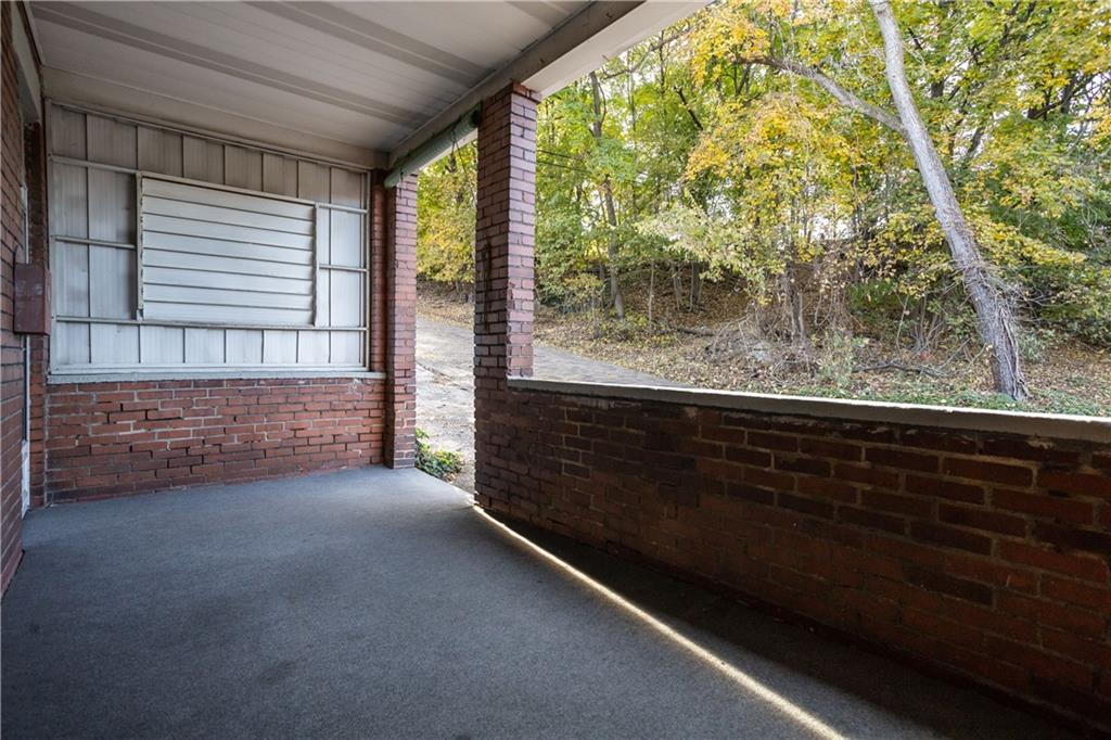 1115 Wayne Avenue McKees Rocks, PA 15136 - Photo 3 of 25 Gallery Image 3