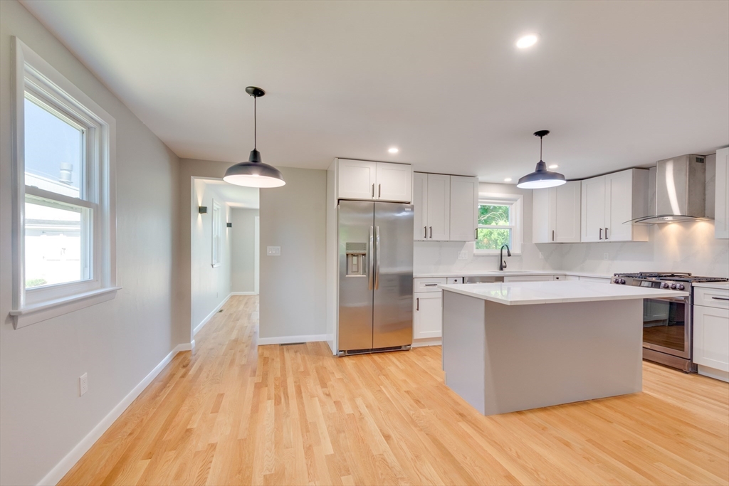 36 Lancaster Road Dedham, MA 02026 - Photo 5 of 18