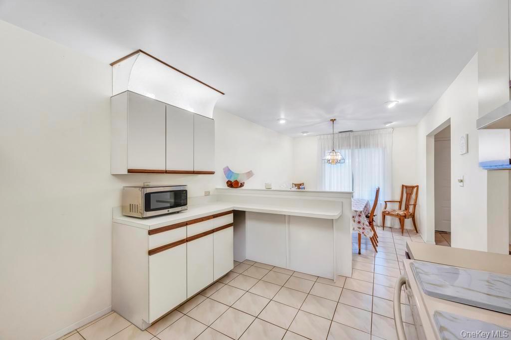 113 Birchwood Road Coram, NY 11727 - Photo 15 of 29