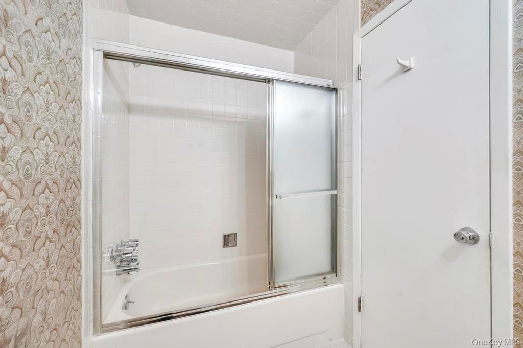 113 Birchwood Road Coram, NY 11727 - Photo 22 of 29