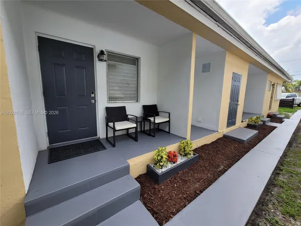 $2,150 | 1723 Wiley Street, Unit XX, Hollywood, FL 33020