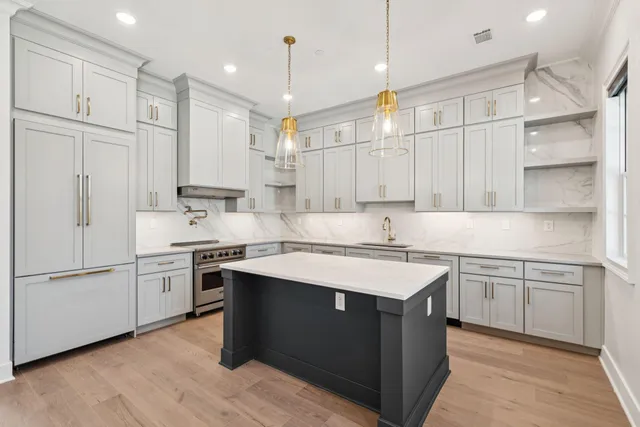 $15,500 | 342 Broad Street, Charleston, SC 29401