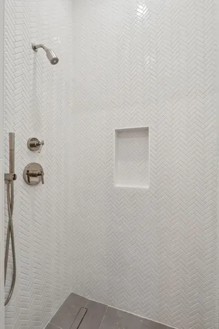 $15,500 | 342 Broad Street, Charleston, SC 29401