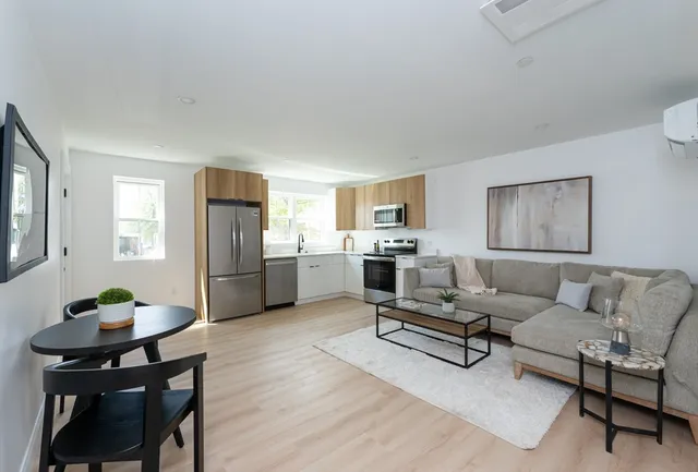 $2,200 | 7 Kenoza Avenue, Unit 101, Haverhill, MA 01830