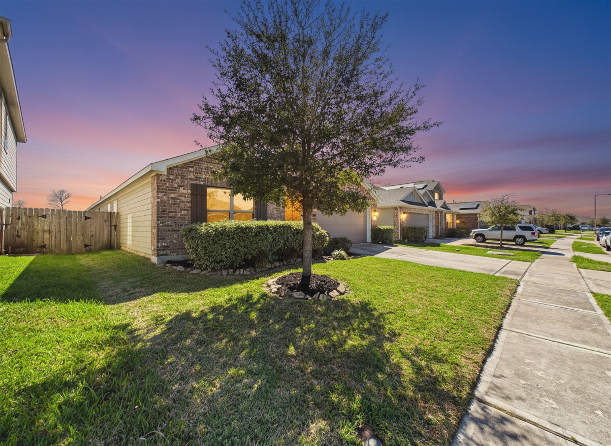 1237 Steed Bluff Drive Alvin, TX 77511 - Photo 5 of 50