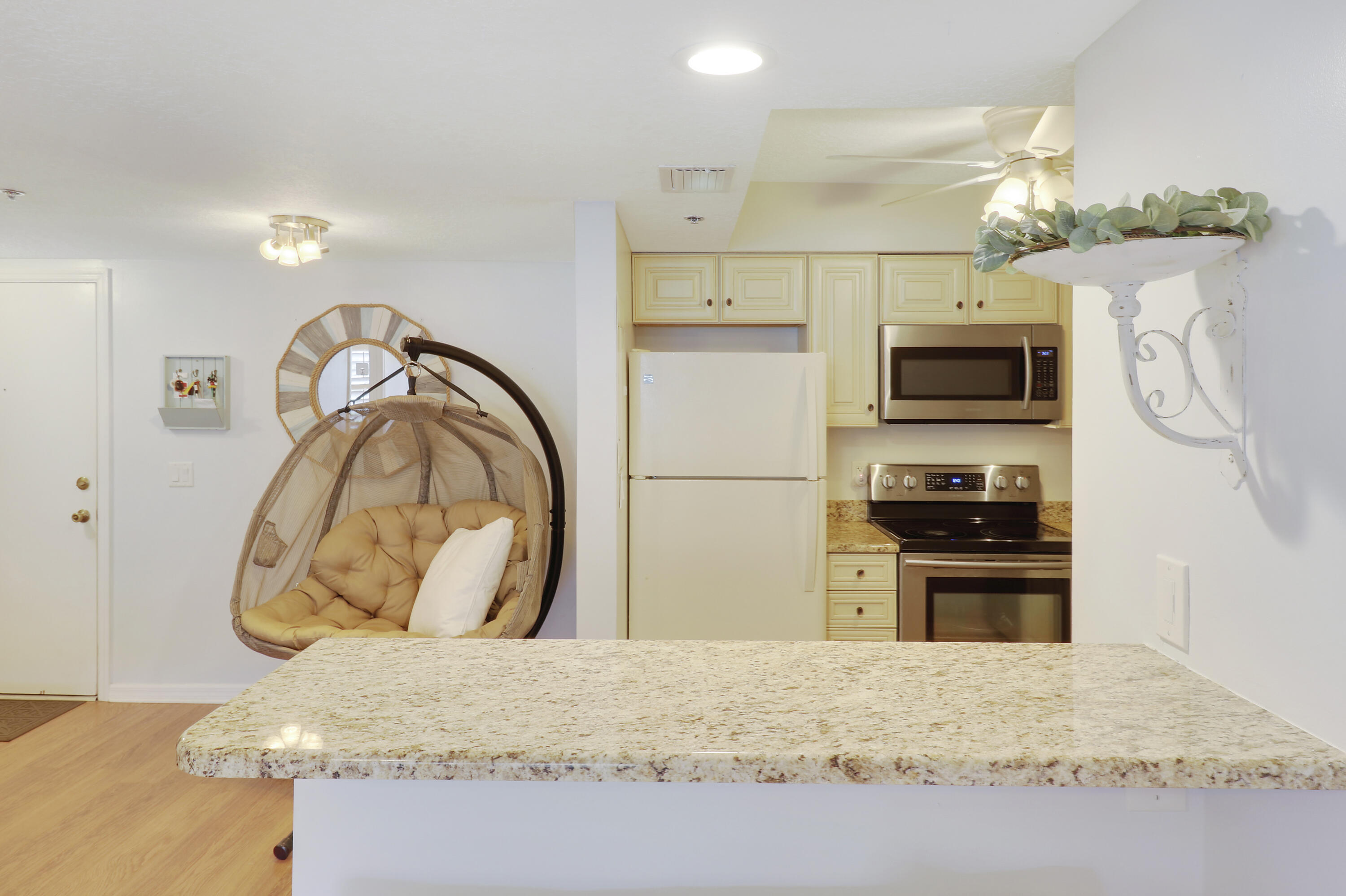 950 South Kanner Highway, Unit E2 Stuart, FL 34994 - Photo 14 of 37 Kitchen