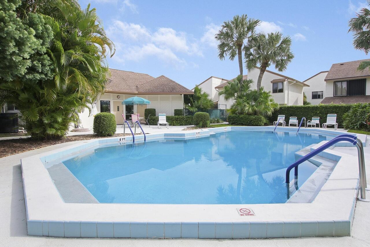 950 South Kanner Highway, Unit E2 Stuart, FL 34994 - Photo 32 of 37 Community Pool