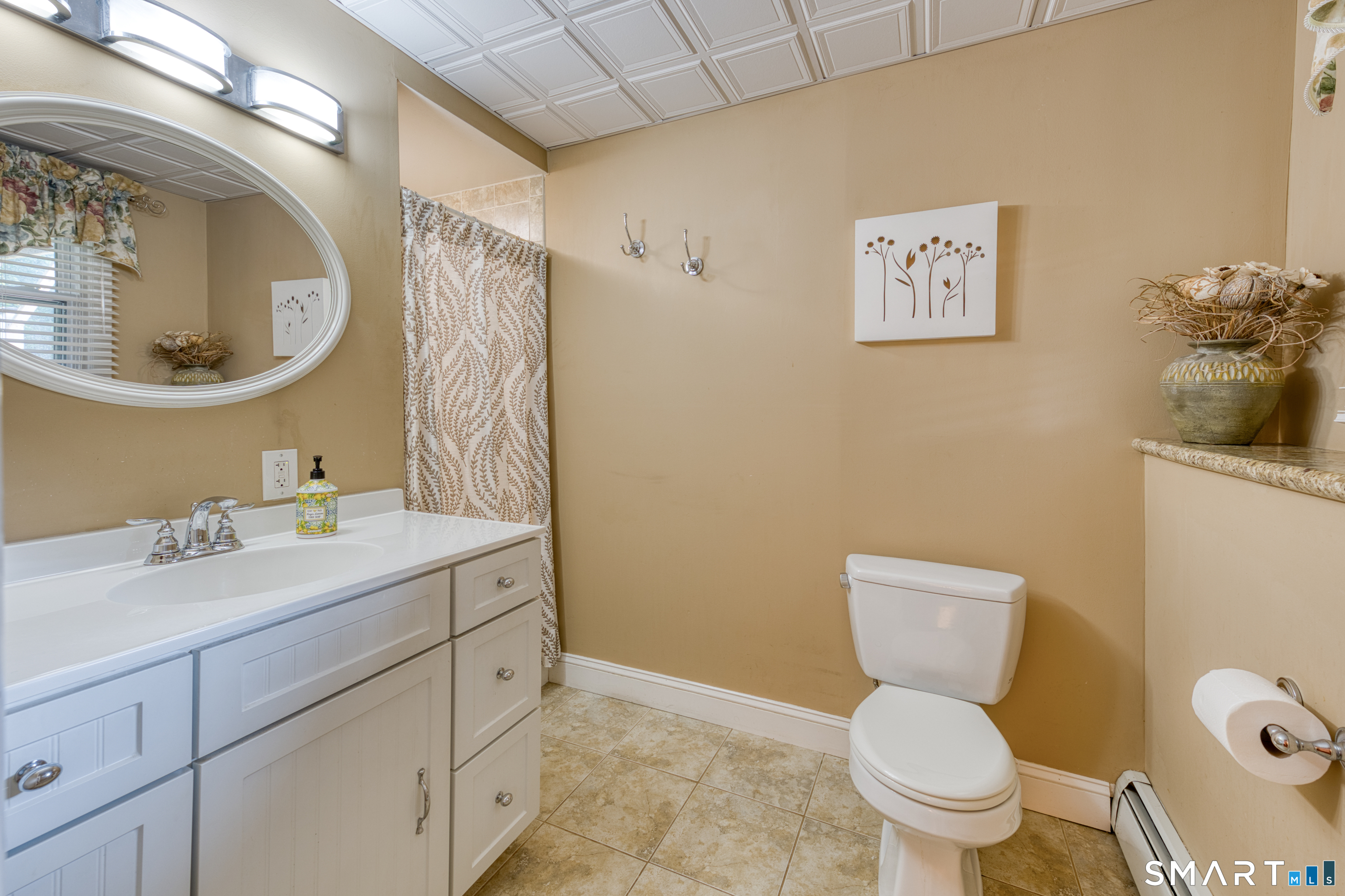 16 Brockett Farm Road North Haven, CT 06473 - Photo 34 of 37 Gallery Image 34