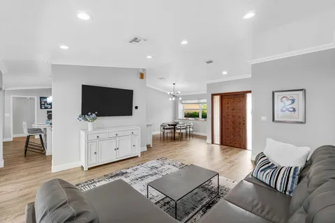 $895,000 | 6992 Calle Del Paz West, Boca Raton, FL 33433