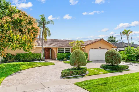 $895,000 | 6992 Calle Del Paz West, Boca Raton, FL 33433