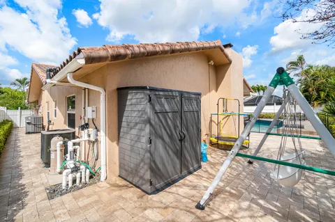 $895,000 | 6992 Calle Del Paz West, Boca Raton, FL 33433