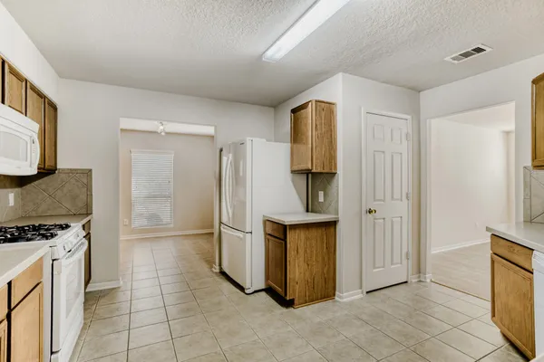 $325,000 | 16870 Blackberry Lily Lane, Conroe, TX 77385